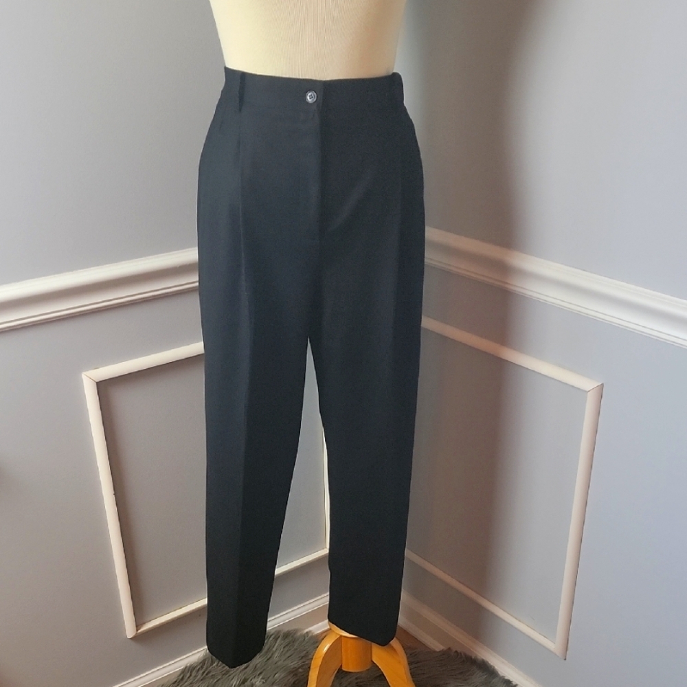 SAG HARBOR PETITE Black 100% Wool Pleated Elastic‎ Back Lined Preppy Dress Pants